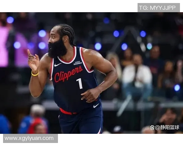 键盘侠金州老登队遇见更老的夕阳红快船 哈登提前开启季后赛模式 键盘侠金州老登队遇见更老的夕阳红快船 哈登提前开启季后赛模式