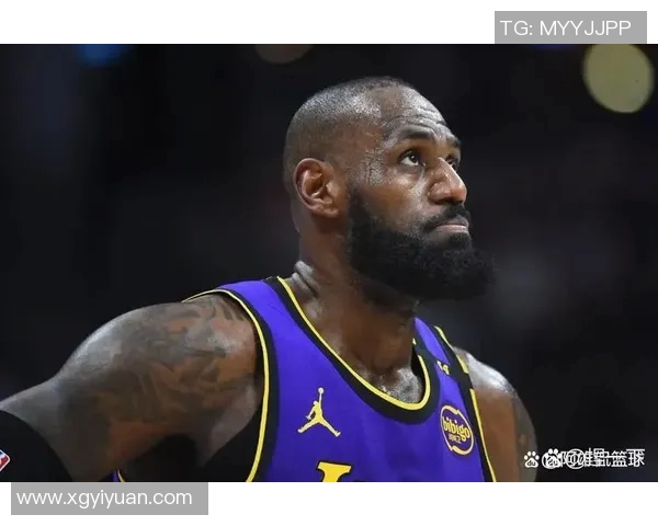 詹姆斯：中距离在季后赛是一大杀招，上赛季雷霆夺冠已经证明