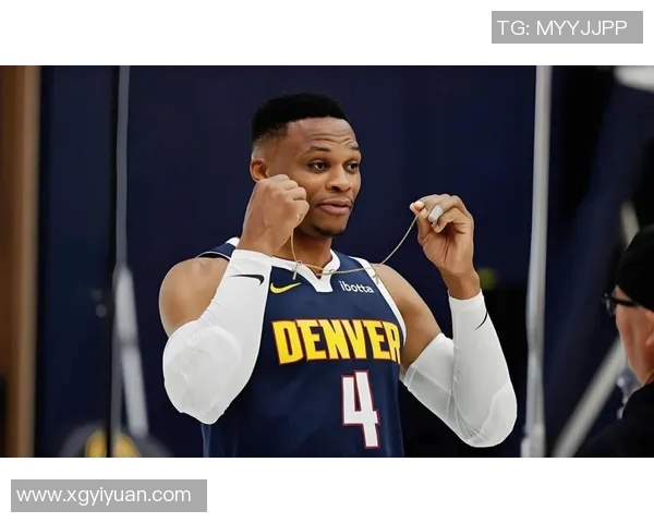 名记：威少等国王老将与主帅有分歧 球队预计会考虑交易他们