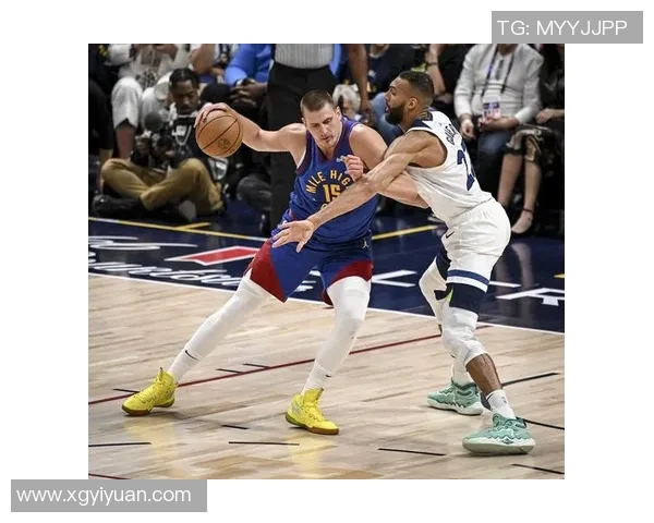 戈贝尔因个人原因中途退场，贡献7分12篮板3助攻