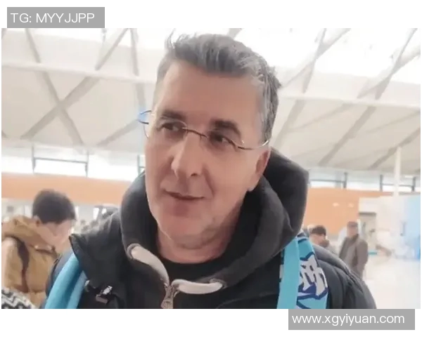 格兰:我们刚从8天的客场之旅中回来,今晚要尝试赢下收官战